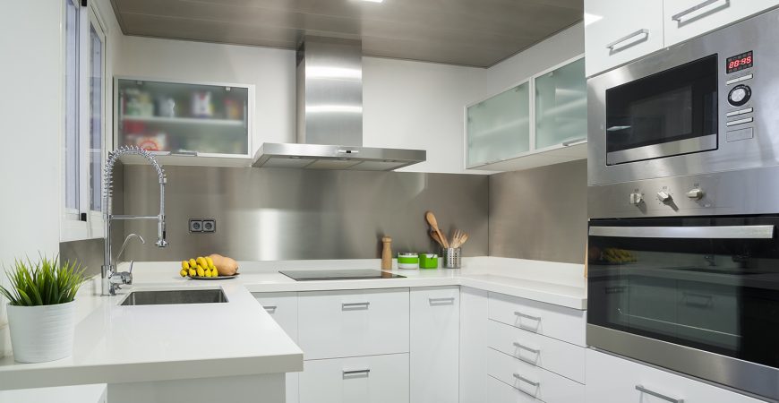 U-Shaped kitchen